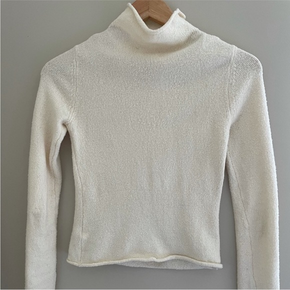Wilfred darling turtleneck sweater - Picture 2 of 3